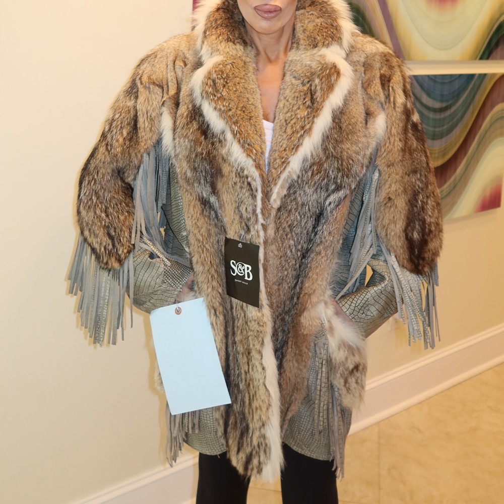 schultz & m. blaustein coyote and leather fur coat